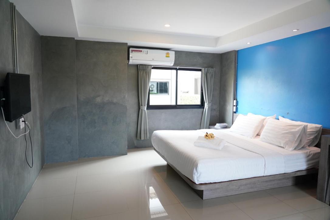 Matini Klong1 Hotel Rangsit Exterior foto